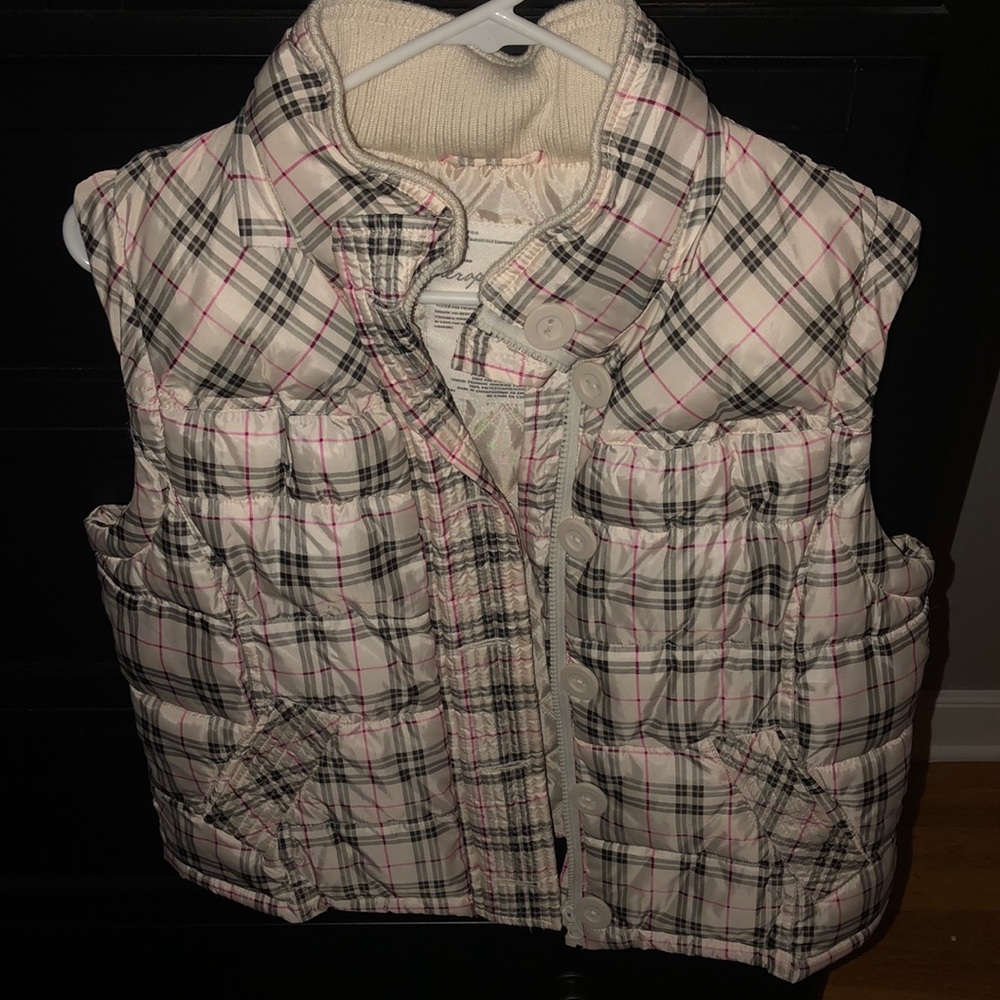 Vest - Picture 2 of 3